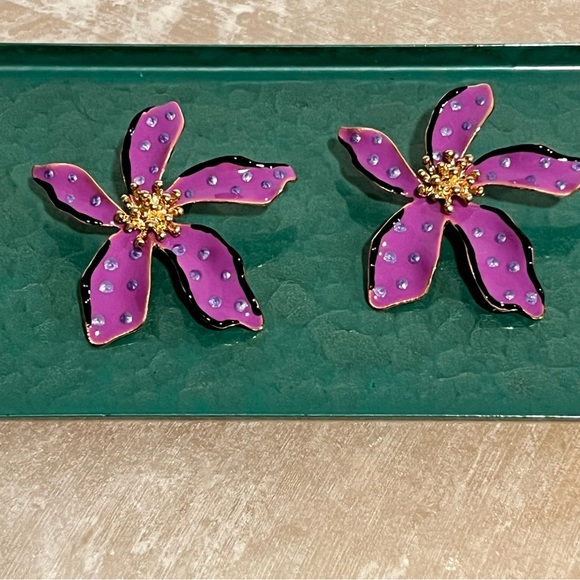 New Flower Power Polka Dot Purple Large Enamel Statement Earrings - Picture 5 of 16